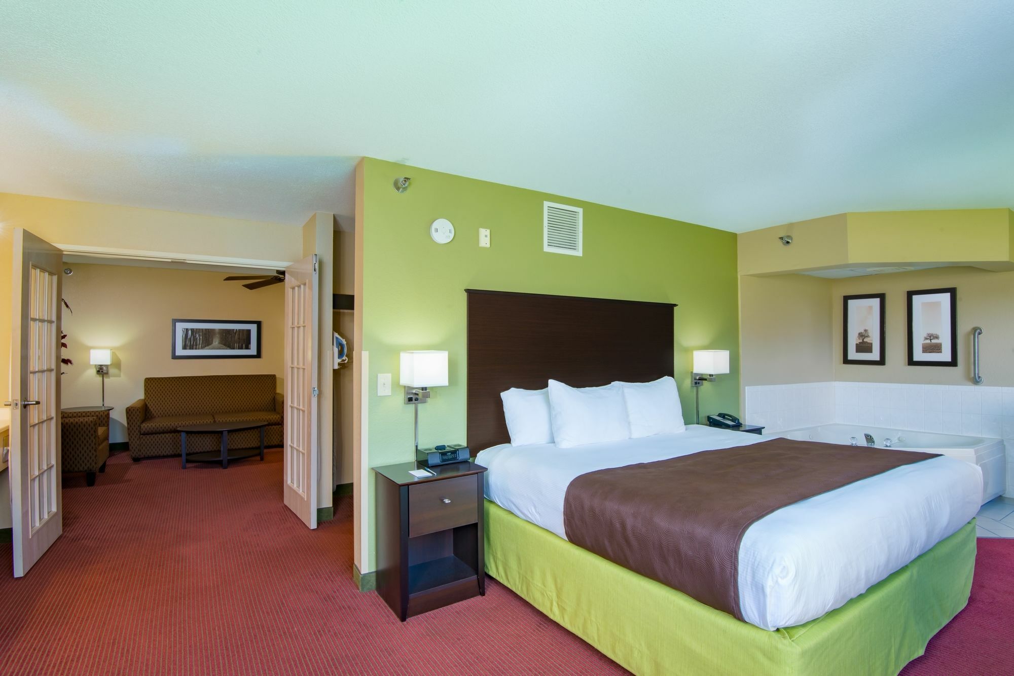 Americinn By Wyndham Okoboji Exterior photo