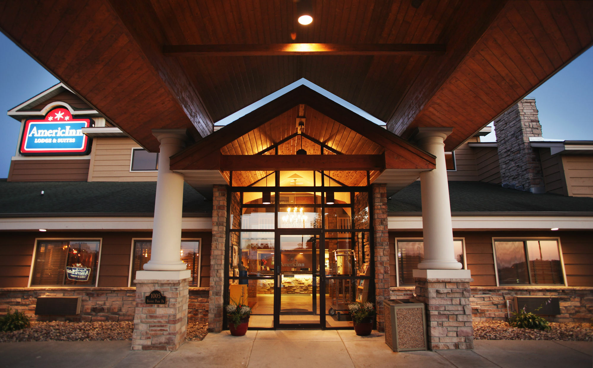 Americinn By Wyndham Okoboji Exterior photo